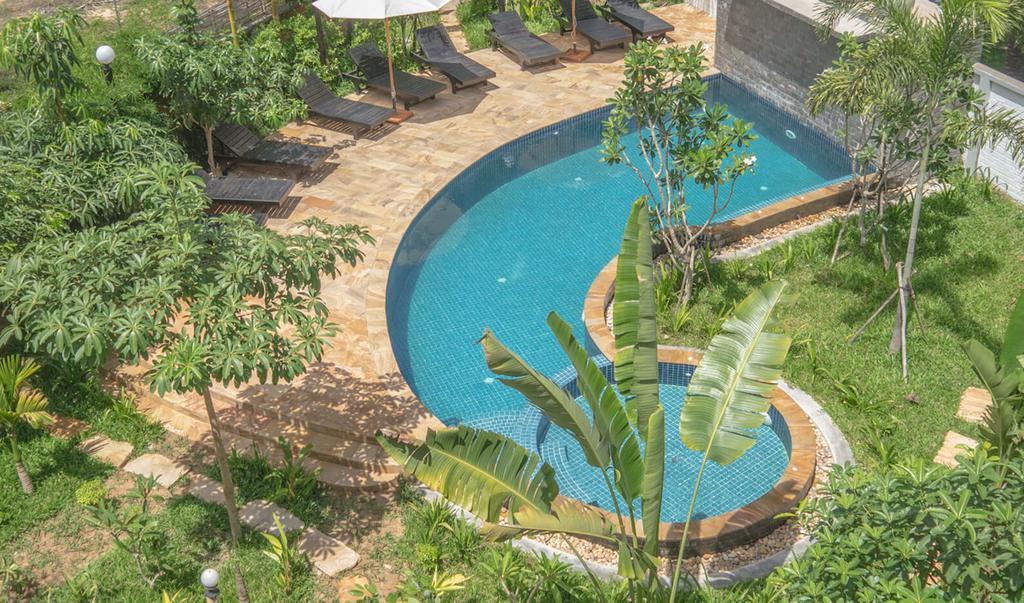 Hak Boutique Hotel Siem Reap Bagian luar foto
