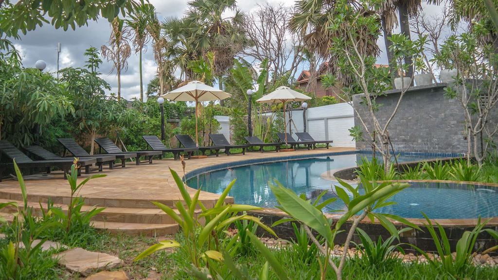 Hak Boutique Hotel Siem Reap Bagian luar foto