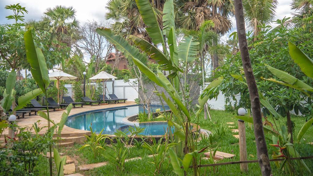 Hak Boutique Hotel Siem Reap Bagian luar foto