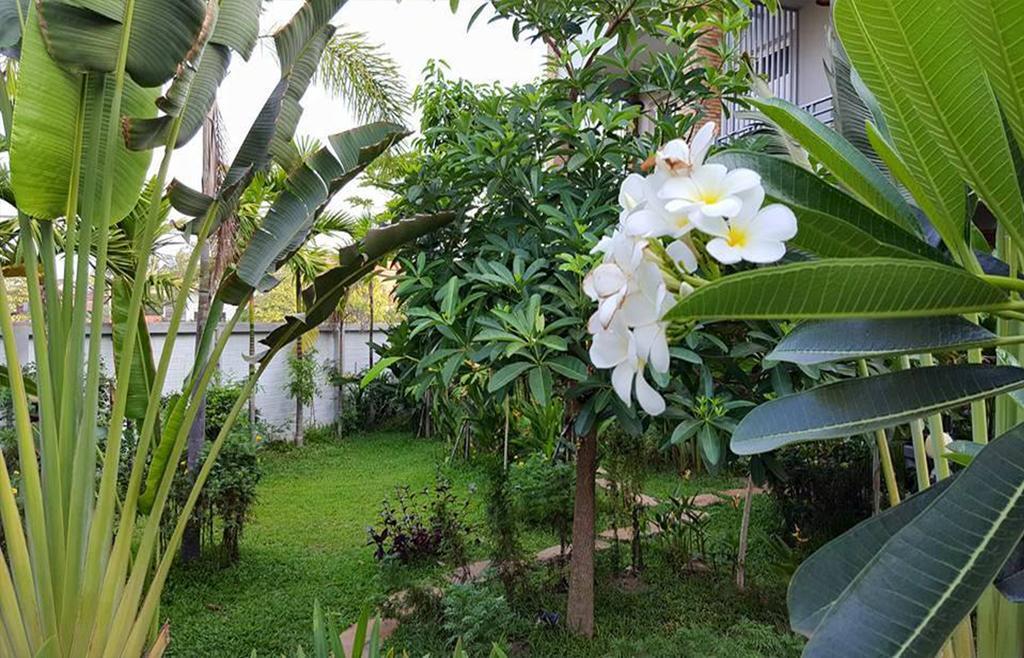 Hak Boutique Hotel Siem Reap Bagian luar foto